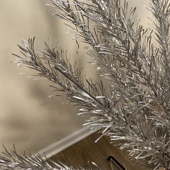 Vintage Aluminum Christmas Tree 6ft Sapphire Regal W/ Box 60s 70s 52 branch READ - Picture 4 of 16